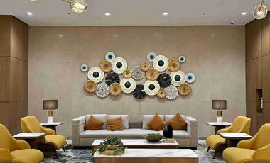 For Lease & For Sale: 2-BR Unit in Park McKinley West