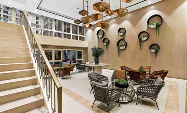 For Lease & For Sale: 2-BR Unit in Park McKinley West