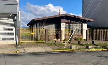 Se arrienda amplia propiedad a metros del centro de Valdivia!