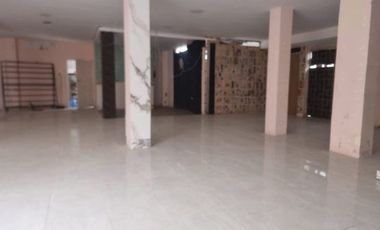 LOCAL COMERCIAL EN RENTA, AV. ALEJANDRO CASTRO B.