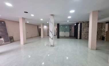 LOCAL COMERCIAL EN RENTA, AV. ALEJANDRO CASTRO B.