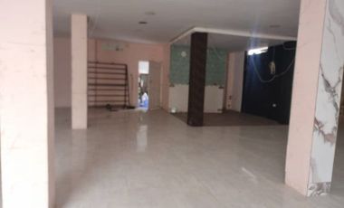 LOCAL COMERCIAL EN RENTA, AV. ALEJANDRO CASTRO B.