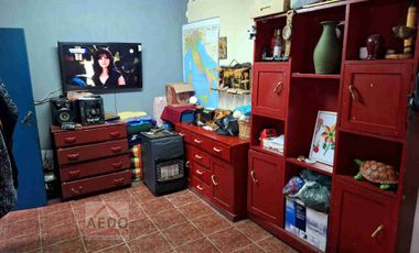 Se Vende Amplia Casa y Terreno, Villa El Trigal, comuna de La Calera