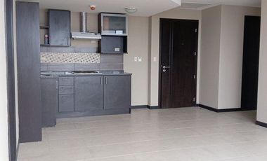 Se alquila Departamento con parqueo Bellini III