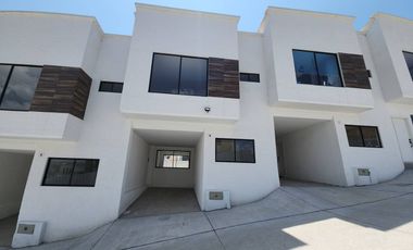 EN VENTA CASA 3 DORMITORIOS SECTOR MISICATA LOS TILOS - CUENCA