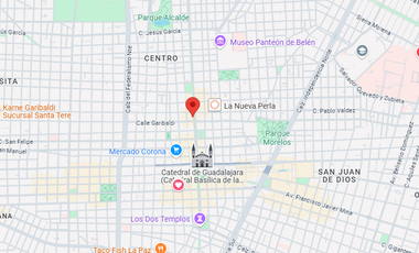 Casa ubicada en colonia Centro Guadalajara. Con 5 recamaras y 295m2. Muy cerca de la catedral.