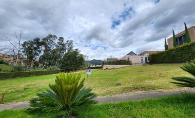 En Venta Terreno en urbanización privada en Challuabamba - Cuenca