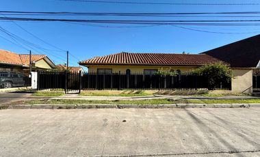 SAN FELIPE - ARRIENDA CASA 3D 2B 3E BARRIO VILLANUEVA