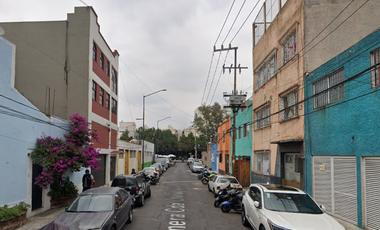 EDIFICO EN REMATE OFICINAS, PRIMERA CERRADA DE CHIMALPOPOCA, COL. OBRERA