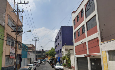 EDIFICO EN REMATE OFICINAS, PRIMERA CERRADA DE CHIMALPOPOCA, COL. OBRERA