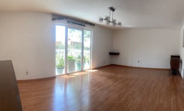 CASA EN VENTA PARA REMODELAR EN LOMAS ANAHUAC