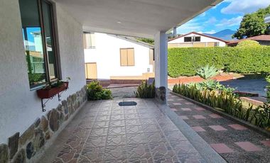 SE VENDE CASA CAMPESTRE