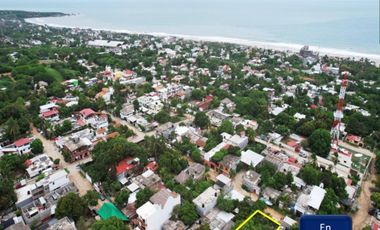 se vende un terreno en col. lazaro, Pto. Esc. Oax.