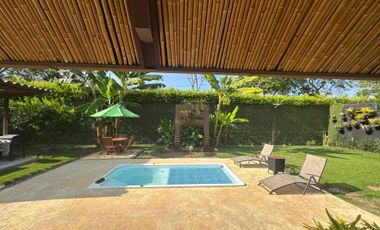 SE VENDE CASA CAMPESTRE