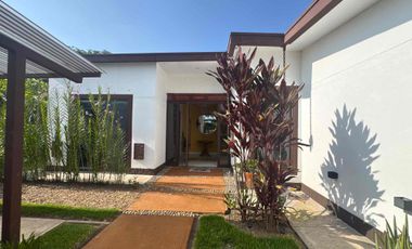 SE VENDE CASA CAMPESTRE