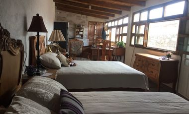 VENTA LOCAL COMERCIAL CON 2 LOFTS EN PLANTA ALTA EN CENTRO HISTORICO EN QUERETARO