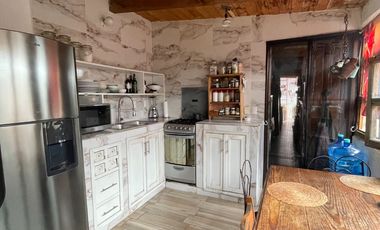 VENTA LOCAL COMERCIAL CON 2 LOFTS EN PLANTA ALTA EN CENTRO HISTORICO EN QUERETARO