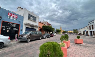 VENTA LOCAL COMERCIAL CON 2 LOFTS EN PLANTA ALTA EN CENTRO HISTORICO EN QUERETARO