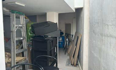 Salinas - San Lorenzo, amplia casa con psicina, dos niveles y ubicada en zona estratégica