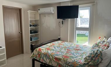 Salinas - San Lorenzo, amplia casa con psicina, dos niveles y ubicada en zona estratégica