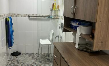 Salinas - San Lorenzo, amplia casa con psicina, dos niveles y ubicada en zona estratégica