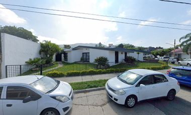 VENTA DE GRANDE CASA EN AGUSTIN MELGAR, MANSIONES DEL REAL, ZAPOTLAN, JALISCO