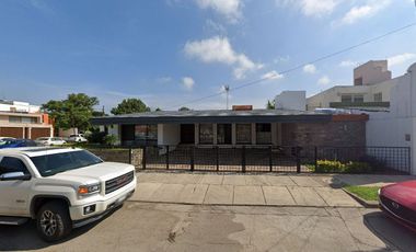 VENTA DE GRANDE CASA EN AGUSTIN MELGAR, MANSIONES DEL REAL, ZAPOTLAN, JALISCO