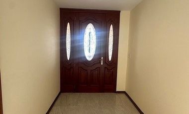 VIA ATLIXCAYOTL RESIDENCIA EN RENTA