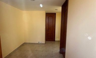 VIA ATLIXCAYOTL RESIDENCIA EN RENTA
