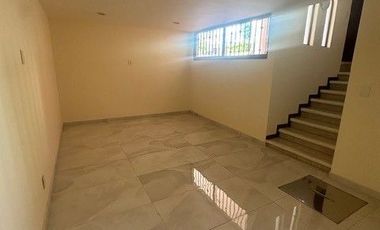 VIA ATLIXCAYOTL RESIDENCIA EN RENTA