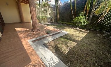 VIA ATLIXCAYOTL RESIDENCIA EN RENTA