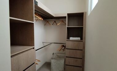 VENTA DE CASA AL NORTE A 1 1/2 CUADRA DE BLVD POCITOS, AV DE LA CRUZ, PARQUE PAYQUE CERCA DE COLEGIO ENTORNO Y AMERICANO