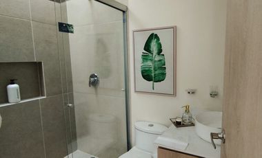 VENTA DE CASA AL NORTE A 1 1/2 CUADRA DE BLVD POCITOS, AV DE LA CRUZ, PARQUE PAYQUE CERCA DE COLEGIO ENTORNO Y AMERICANO