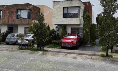 Se renta casa amueblada en Villas del Campo, Calimaya, Toluca.
