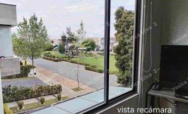 Se renta casa amueblada en Villas del Campo, Calimaya, Toluca.