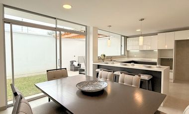 🏡 Casa Moderna Tumbaco en Conjunto Privado – $205,000