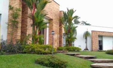 SE VENDE CASA CAMPESTRE