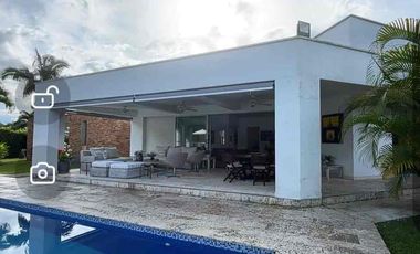 SE VENDE CASA CAMPESTRE