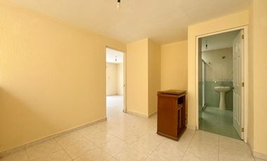 casa en renta en nueva orquídeas por zona industrial  SLP cerca de Walmert San remo
