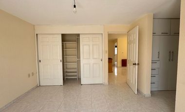 casa en renta en nueva orquídeas por zona industrial  SLP cerca de Walmert San remo