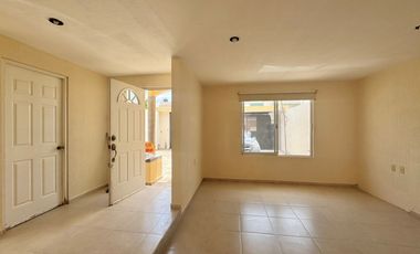 casa en renta en nueva orquídeas por zona industrial  SLP cerca de Walmert San remo
