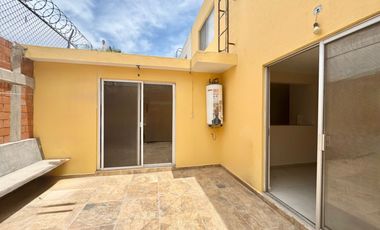 casa en renta en nueva orquídeas por zona industrial  SLP cerca de Walmert San remo