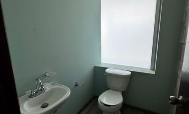 Local Comercial en VENTA – Planta Baja con Terraza en Torre Levant, Querétaro