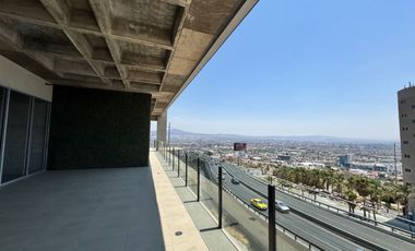 Local Comercial en VENTA – Planta Baja con Terraza en Torre Levant, Querétaro