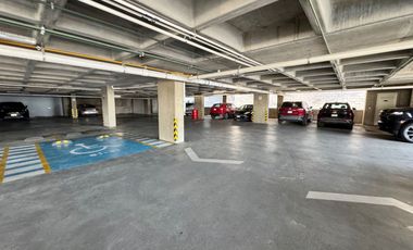 Local Comercial en VENTA – Planta Baja con Terraza en Torre Levant, Querétaro