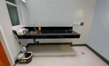 BRAND NEW AND READY FOR OCCUPANCY Elegant Townhouse for sale in Fairview near Commonwealth Quezon City