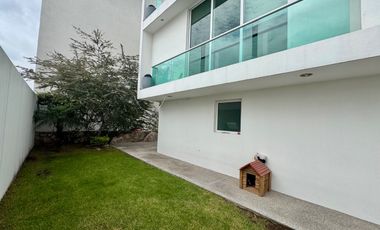 VENTA DE CASA EN SIERRA AZUL CASA EQUIPADA