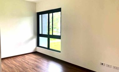 2 Storey House and Lot for sale in Spring Heights Batasan Hills near Filinvest 2 Commonwealth Quezon City