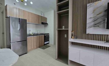 FOR RENT: Avida Towers Asten, Makati, 2bedroom w/ balcony and parking fully furnished