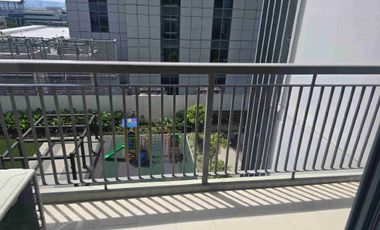 FOR RENT: Park Triangle Residences, Makati, 1Bedroom w/ balcony & parking Fully Furnished